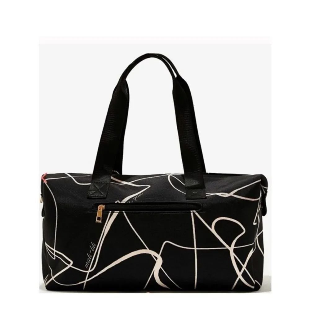 MilI Lili Stylish Black and White Women's Bag 21.5" length, 12" height, 5" depth